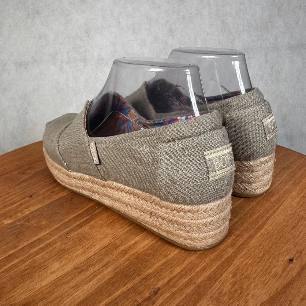 Skechers BOBS Highlights 2.0 Shoes Womens 6.5 Taupe Good Espadrille Wedge